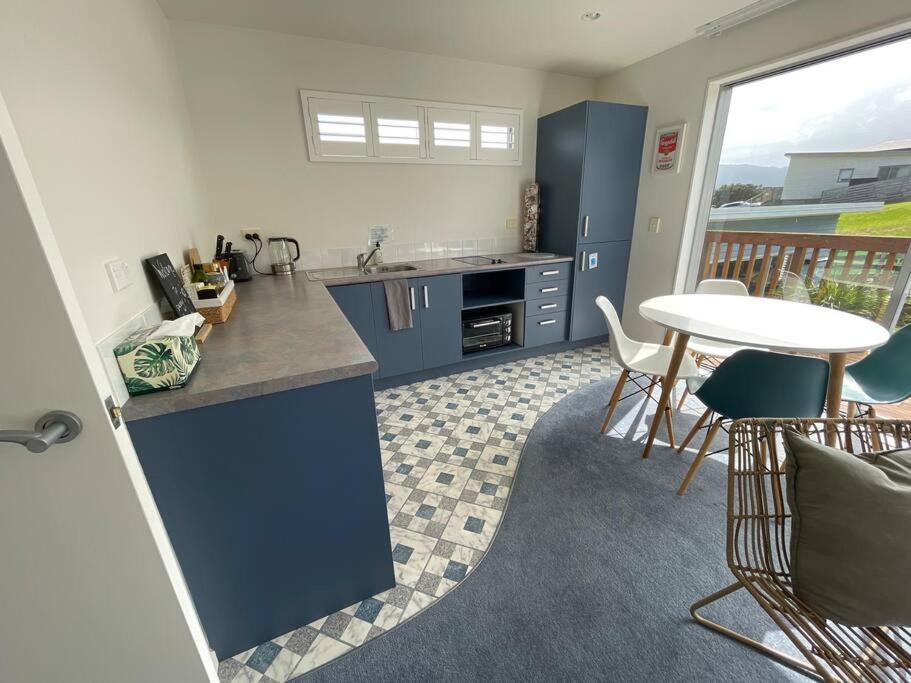 The Blue Beach House Mangawhai Exterior photo